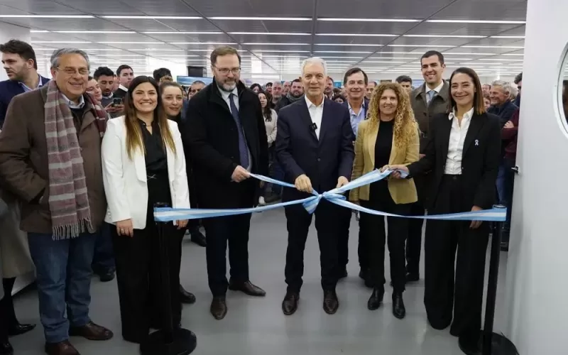 Alak inaugur&oacute; las obras de puesta en valor de la Torre I