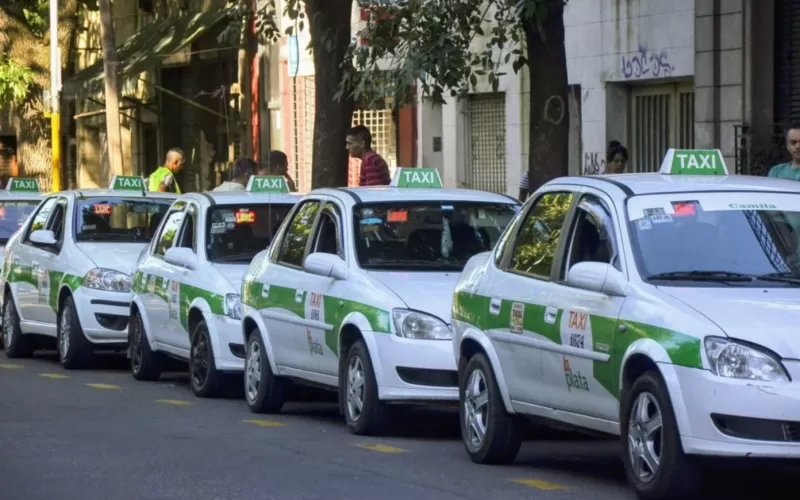¿Tenemos convenio? Los taxistas aceptarían la competencia si se regulan las apps