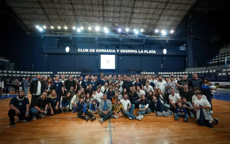 Tapia saludó al nuevo presidente del lobo, Carlos Anacleto