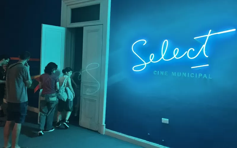 La ciudad invita a disfrutar de un fin de semana con cine, teatro y m&uacute;sica en vivo