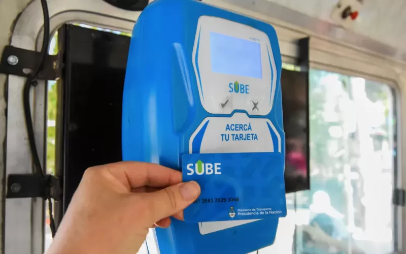 Oficializan el esquema de pasajes para m&aacute;s de 50.000 estudiantes de La Plata, Berisso y Ensenada