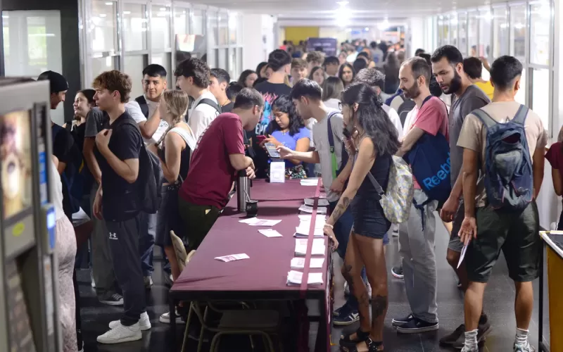 Atención estudiantes: últimos días para inscribirse en la UNLP