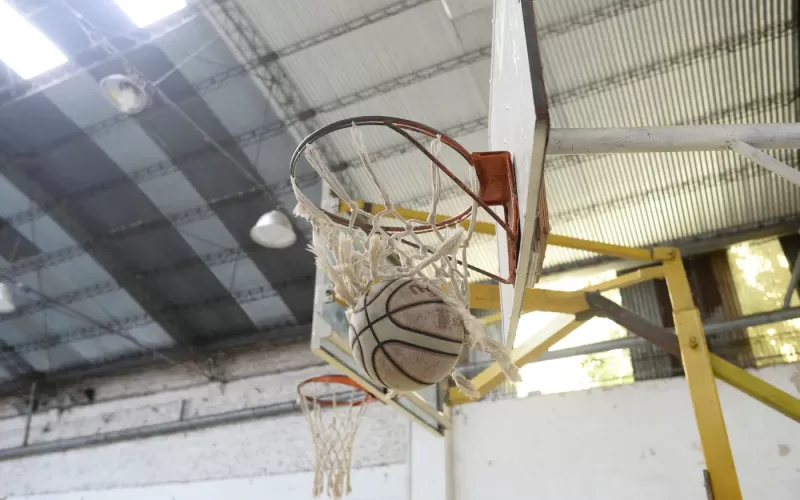 B&aacute;squet al rojo vivo en la regi&oacute;n: los 7 cruces que encender&aacute;n nuestra liga