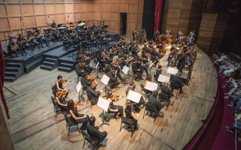 El Teatro Argentino deslumbra con Dvo?&aacute;k y Tchaikovsky: entradas gratuitas para un concierto hist&oacute;rico