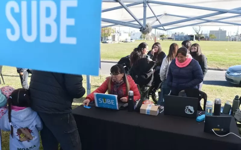 Tr&aacute;mites, salud y servicios en Los Hornos