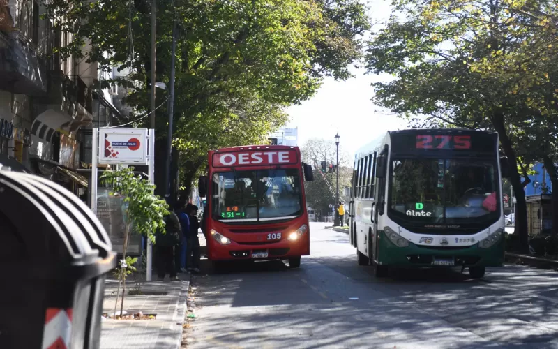 El transporte p&uacute;blico por las nubes: el tarifario completo que rige desde junio