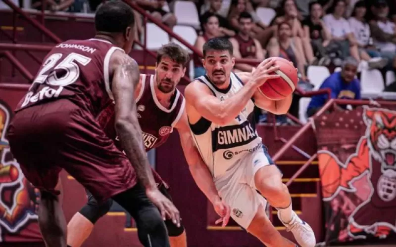 B&aacute;squet al rojo vivo: el Lobo busca romper el invicto del "Granate" en una semi de alto voltaje