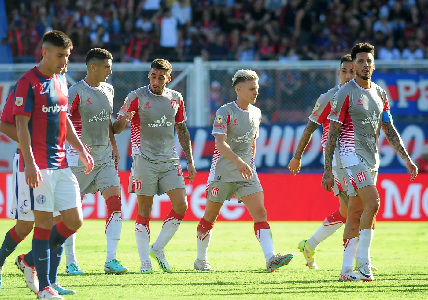 El fuerte insulto de Enzo Pérez a Brahian Alemán en el Estudiantes-Tigre:  